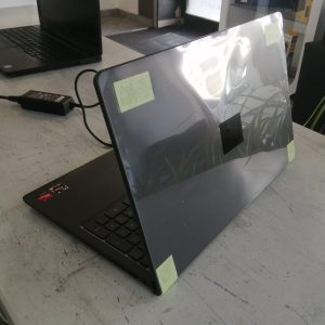 Naprawa zawiasów Dell Inspiron 3525